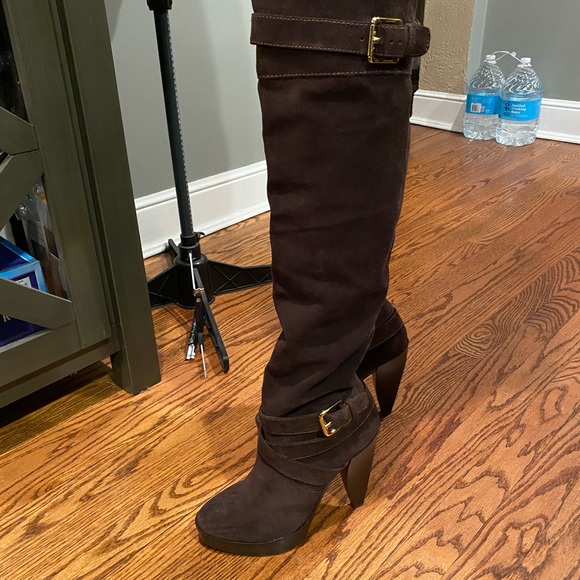 KORS Michael Kors Zanzia Suede Boot - Picture 3 of 4